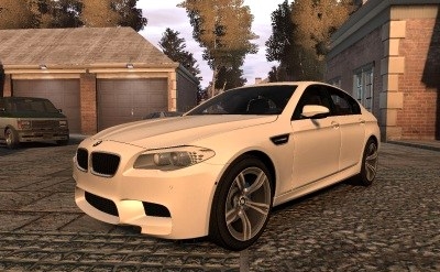 2012 BMW M5 F10