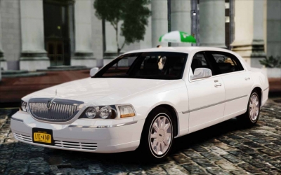 2003 Lincoln Town Car