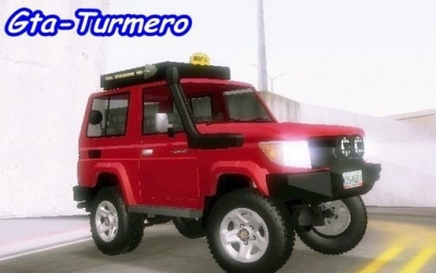 Toyota FJ70 2011 Off Road